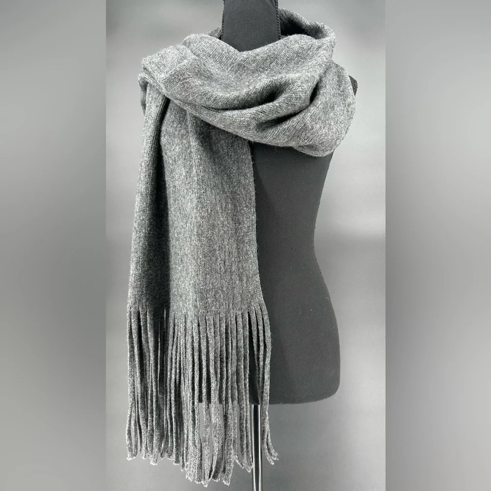 NWOT Lucky Brand Charcoal Gray‎ Knit Fabric